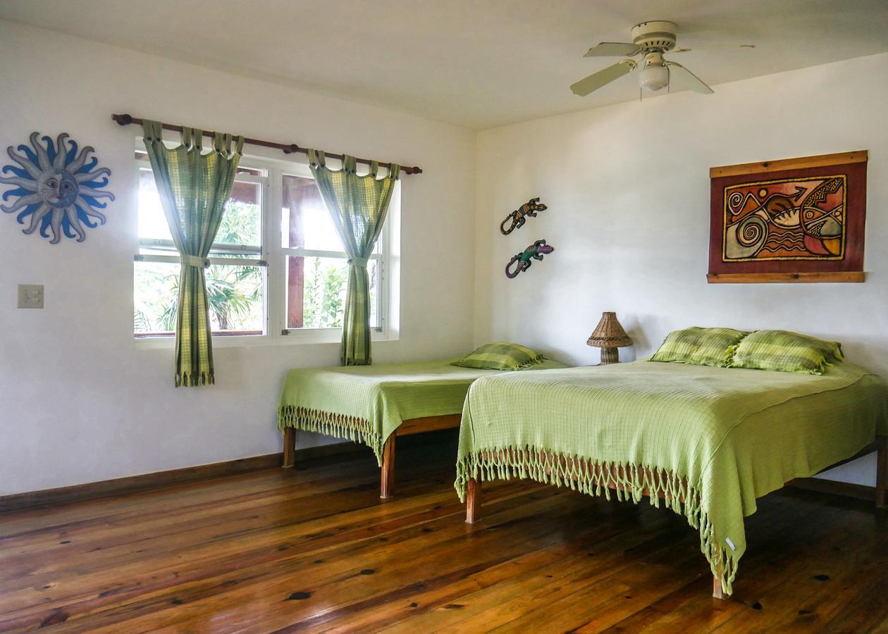 Hotel Posada Las Orquideas,Уест Енд Екстериор снимка
